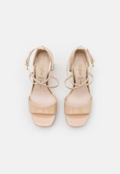 Buffalo VEGAN CHERRY NEAT - High Heel Sandalette - Beige -Buffalo Verkaufsgeschäft 0b2743f3c43c4c75b24bc0837b5a7348