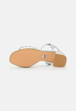 Buffalo ICE VEGAN - Riemensandalette - Silver 10 Buffalo ICE VEGAN - Riemensandalette - Silver -Buffalo Verkaufsgeschäft 18100eecc2fb42b89da6f9850acaa63c