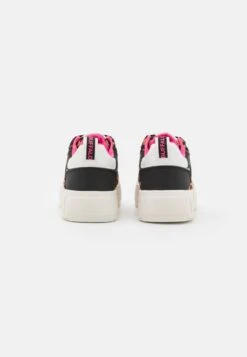 Buffalo Sneaker Low - Black/pink -Buffalo Verkaufsgeschäft 2493689a77634ccdaed70f4be7944fa7