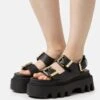 Buffalo FLORA ON - Plateausandalette - Black