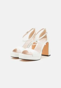 Buffalo VEGAN CHERRY NEAT - High Heel Sandalette - White -Buffalo Verkaufsgeschäft 5a8a84e37f6040d5be75b9e73beb3957