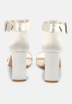 Buffalo LORENA - High Heel Sandalette - Ivory -Buffalo Verkaufsgeschäft 5bc1f98ddb914c4884262f25c06bc850