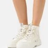 Buffalo VEGAN - Sneaker High - Offwhite