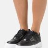 Buffalo VEGAN RSE V2 LOW - Sneaker Low - Black