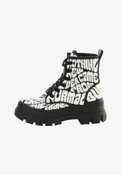 Buffalo ASPHA MID - Plateaustiefelette - Black Aop -Buffalo Verkaufsgeschäft 9a46db74396541ada80cce5cc3f5ea3b