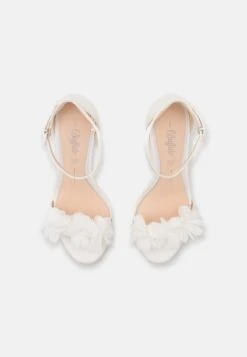 Buffalo CHIARA - High Heel Sandalette - Off-white -Buffalo Verkaufsgeschäft ace3a1dbdd214c26a9b2a92e69cdd2a2