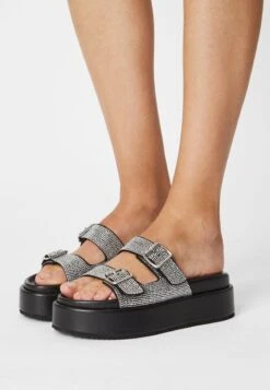 Buffalo VEGAN ROBYN - Pantolette Flach - Silver