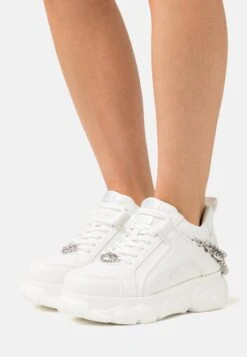 Buffalo CORIN CHAIN - Sneaker Low - White/silver