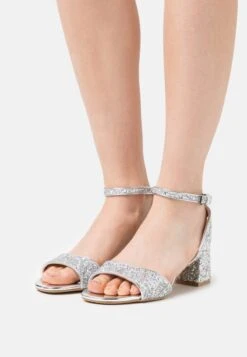 Buffalo RAINELLE - Riemensandalette - Silver