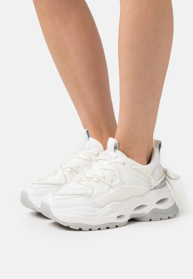 Buffalo TRIPLET LACE - Sneaker Low - White/silver 1 Buffalo TRIPLET LACE - Sneaker Low - White/silver