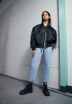 Buffalo VEGAN ASPHA - Plateaustiefelette - Black -Buffalo Verkaufsgeschäft ee58c51c42cf480c9779efdc037015b5