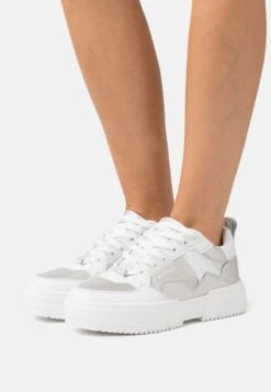 Buffalo Sneaker Low - Silver/white