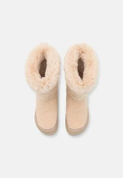 Buffalo EVE PULL-ON - Stiefel - Cream 11 Buffalo EVE PULL-ON - Stiefel - Cream -Buffalo Verkaufsgeschäft fcfc6ff9dfab44e09b2d242975afba34